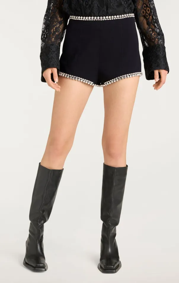 Cinq Sept Juneve Short Black Women Shorts