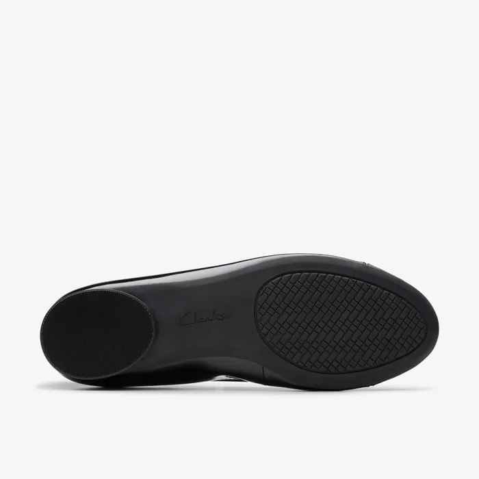 Clarks Ballet Pumps Loreleigh Rae Black Patent 8211 Women