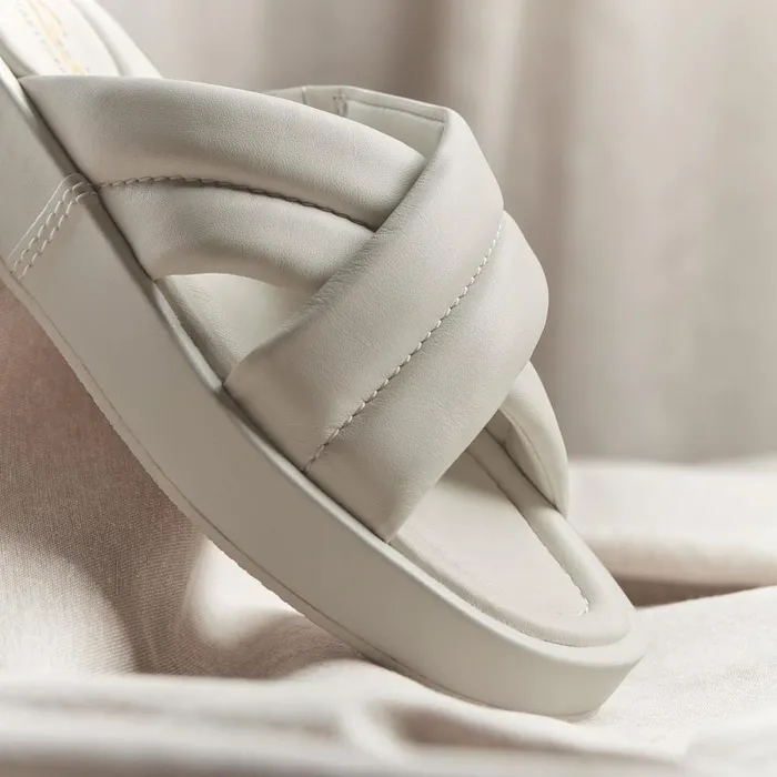 Clarks Flat Sandals Alda Glide Off White Leather 8211 Women