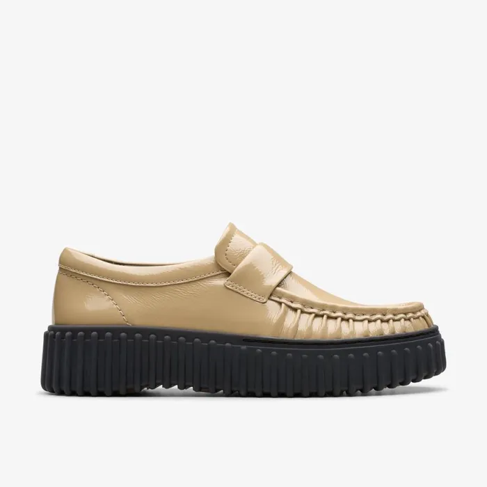 Clarks Loafers Torhill Mocc Beige Patent 8211 Women