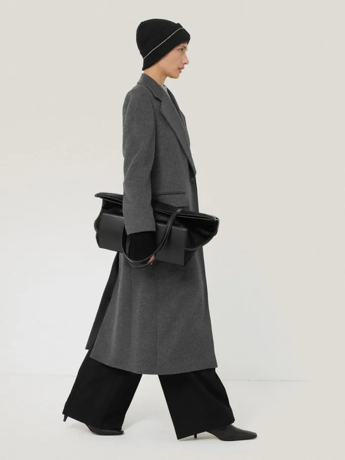 Contrast Stitch Mitten Black Women Jigsaw Knitwear and Cashmere
