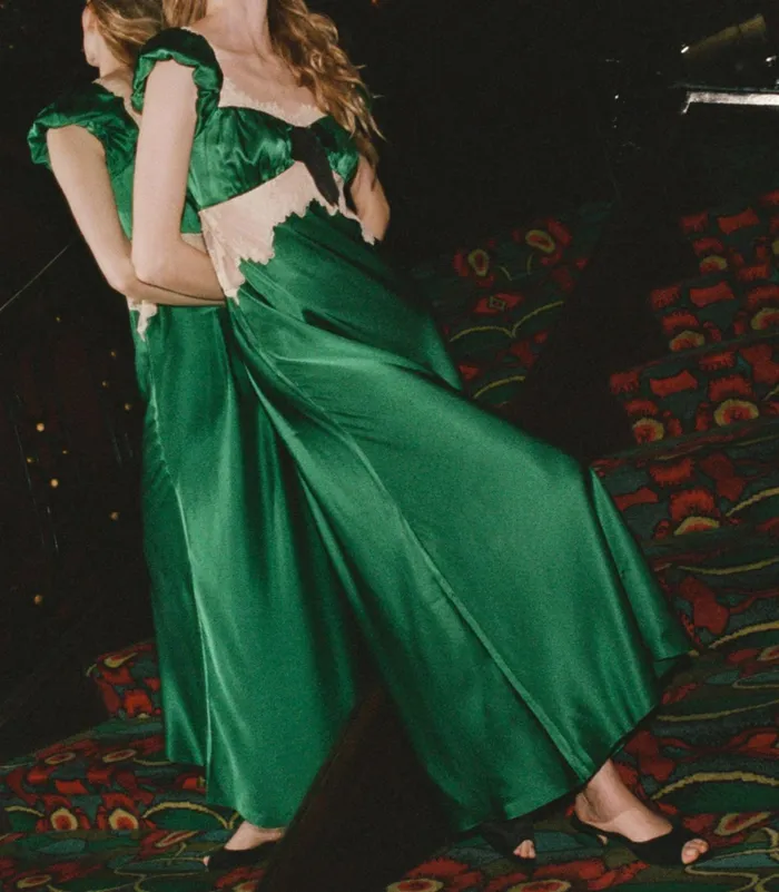 DEN Dresses Women Veda Dress Emerald Ivy DEN Dresses Women Veda Dress Emerald Ivy