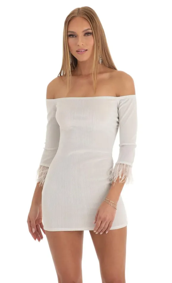Delores Velvet Feather Off The Shoulder Dress White Women LUCY IN THE SKY Mini Dresses