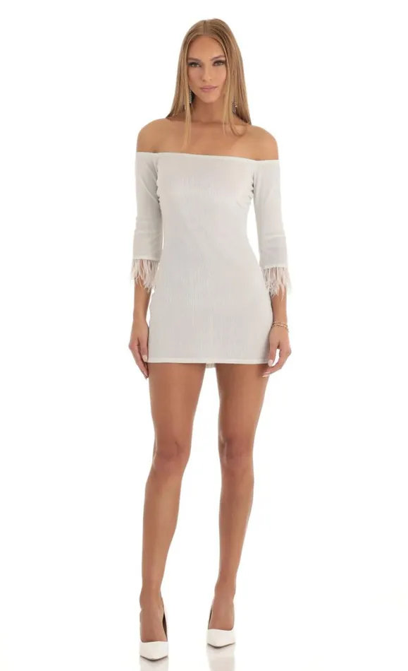 Delores Velvet Feather Off The Shoulder Dress White Women LUCY IN THE SKY Mini Dresses Delores Velvet Feather Off The Shoulder Dress White Women LUCY IN THE SKY Mini Dresses