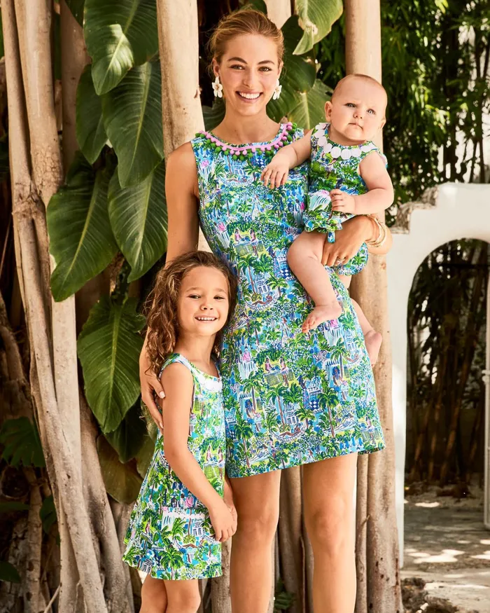 Dresses and Rompers Girls Lilly Pulitzer Baby Lilly Knit Shift Dress Sprout Green Lilly On Holiday Dresses and Rompers Girls Lilly Pulitzer Baby Lilly Knit Shift Dress Sprout Green Lilly On Holiday