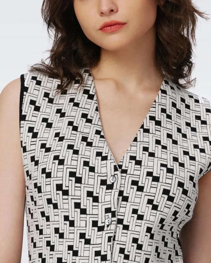DVF Tops Women Jil Knit Jacquard Vest Vinyl Links Ivory