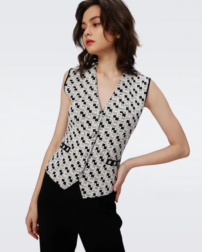 DVF Tops Women Jil Knit Jacquard Vest Vinyl Links Ivory