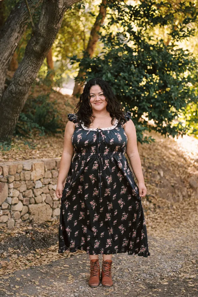 Extended Sizing Women The Kelly Dress Extended Night Bouquet Christy Dawn Extended Sizing Women The Kelly Dress Extended Night Bouquet Christy Dawn