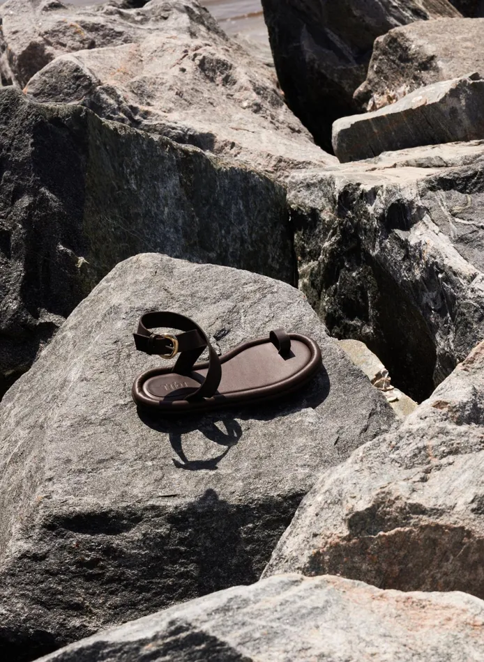 Flats Women Tibi Dwayne Sandal