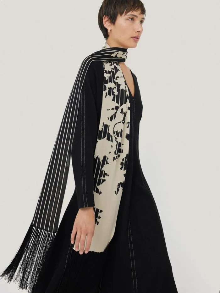 Floral Pinstripe Fringed Scarf Monochrome Women Jigsaw Ponchos and Scarves