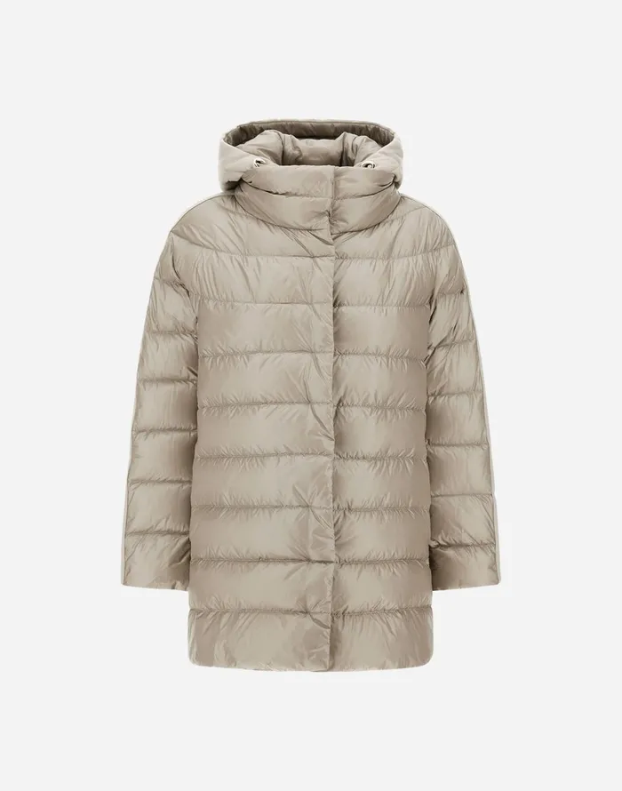 Herno ASHAPE JACKET IN NYLON ULTRALIGHT CASHMERE AND SILK Chantilly Women Long Down Jackets Herno ASHAPE JACKET IN NYLON ULTRALIGHT CASHMERE AND SILK Chantilly Women Long Down Jackets
