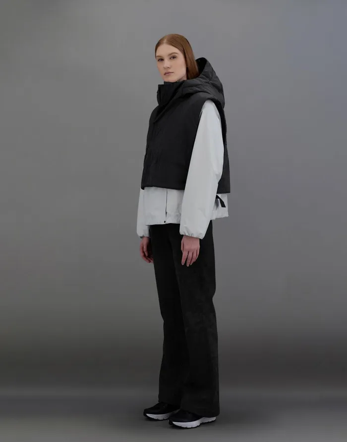 Herno LAMINAR GILET IN LIGHT OPALESCENT Black Women Laminar Down Jackets