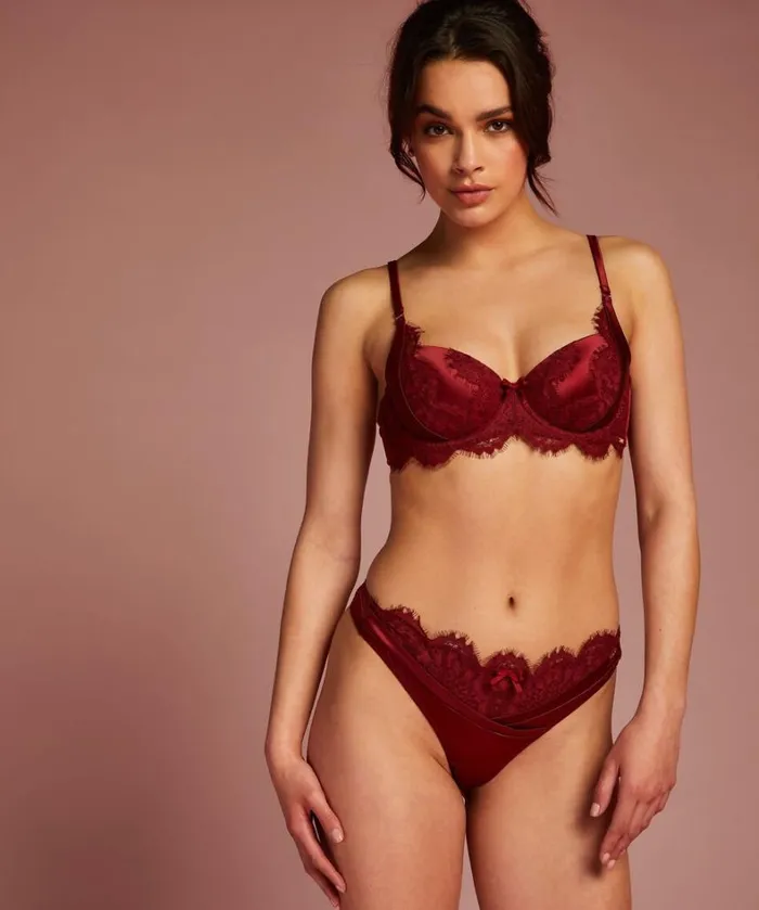 Hunkemller Hannako Thong 8211 Red Red 8211 Women