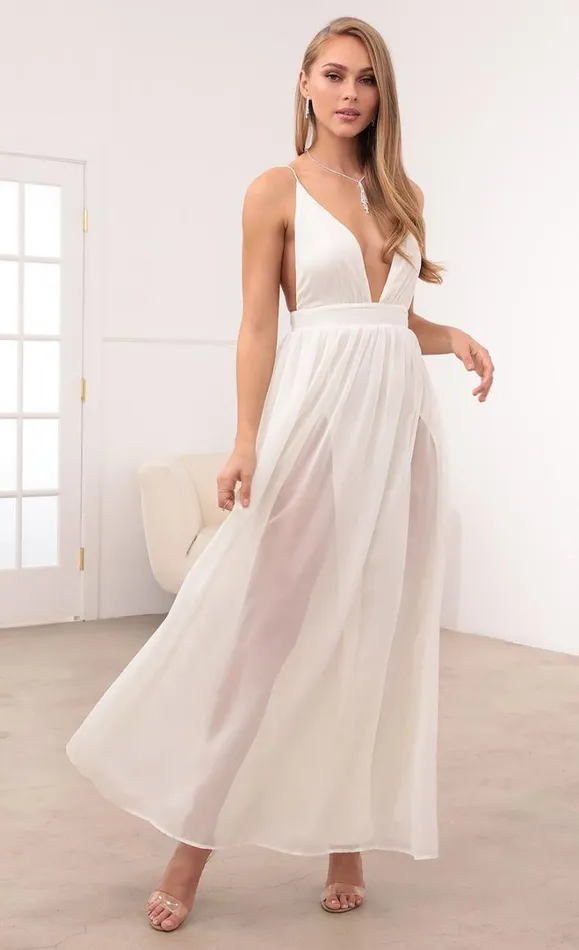 Ivory Chiffon Slit Maxi Dress Ivory Chiffon Slit Maxi Dress Women LUCY IN THE SKY Maxi Dresses Ivory Chiffon Slit Maxi Dress Ivory Chiffon Slit Maxi Dress Women LUCY IN THE SKY Maxi Dresses