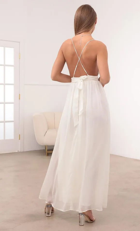 Ivory Chiffon Slit Maxi Dress Ivory Chiffon Slit Maxi Dress Women LUCY IN THE SKY Maxi Dresses Ivory Chiffon Slit Maxi Dress Ivory Chiffon Slit Maxi Dress Women LUCY IN THE SKY Maxi Dresses