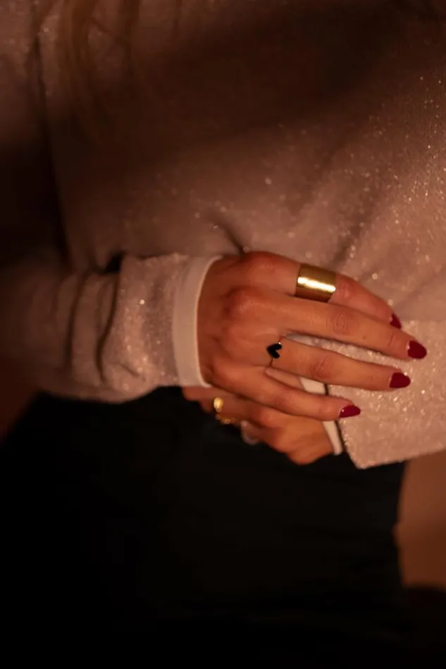 Jewelry and Accessories Rings Easy Clothes Golden And Black Daph Ring Jewelry and Accessories Rings Easy Clothes Golden And Black Daph Ring