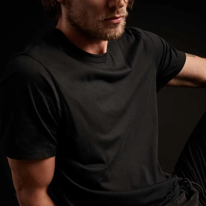 MEN James Perse CLASSICS Luxe Lotus Jersey Tee Black