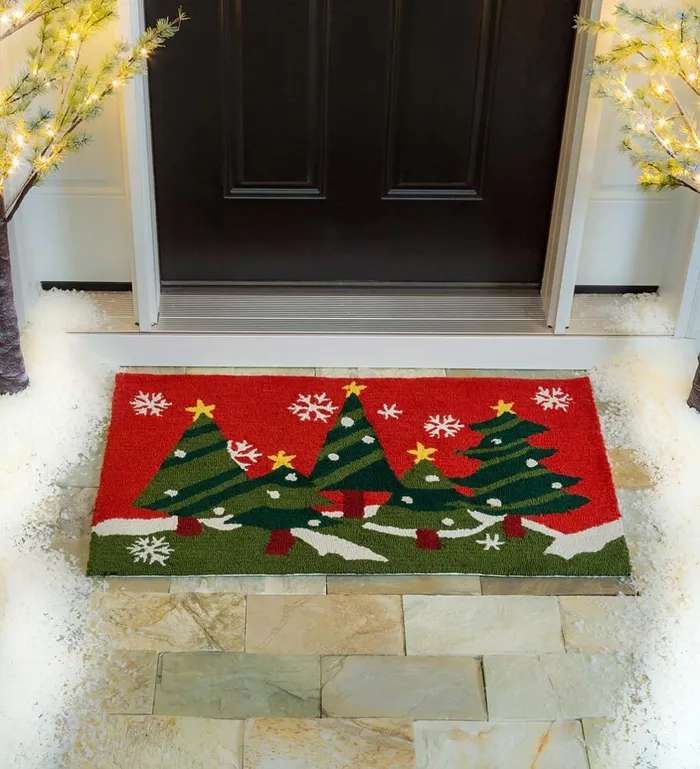 Outdoor Living Christmas Trees Holiday Hooked Accent Rug Plow and Hearth Doormats and Boot Trays