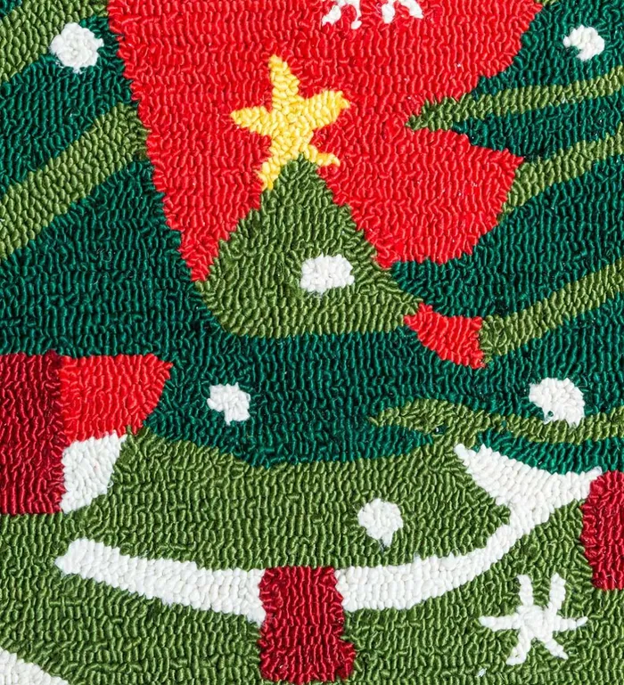 Outdoor Living Christmas Trees Holiday Hooked Accent Rug Plow and Hearth Doormats and Boot Trays Outdoor Living Christmas Trees Holiday Hooked Accent Rug Plow and Hearth Doormats and Boot Trays