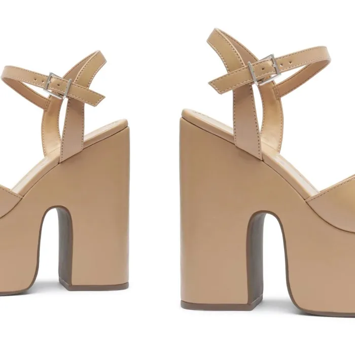 Sandals Keefa Cutout Nappa Leather Sandal True Beige Schutz Shoes Platforms Sandals Keefa Cutout Nappa Leather Sandal True Beige Schutz Shoes Platforms