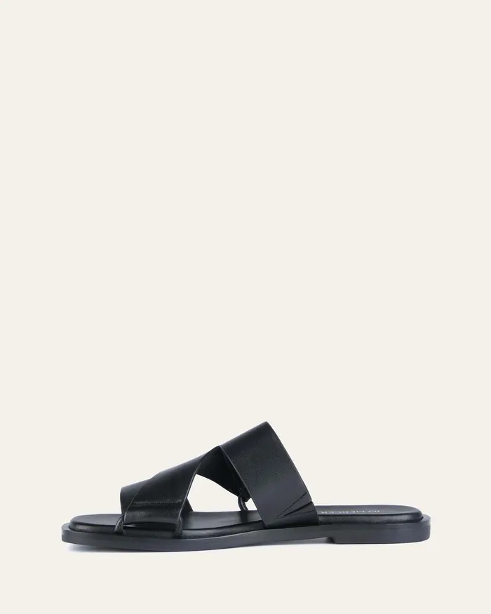 SLIDES Shelby flat slides black leather jomercer Women SLIDES Shelby flat slides black leather jomercer Women
