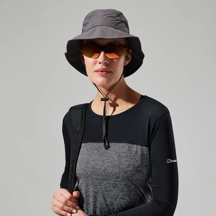 Technical Baselayers Women Berghaus Voyager Tech Tee Long Sleeve Crew 8211 Dark GreyBlack