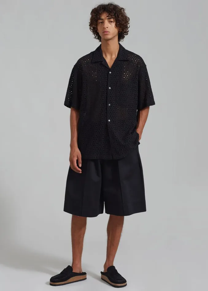 The Frankie Shop Adan Bermuda Shorts 8211 Black Shop Clothing