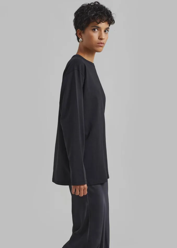 The Frankie Shop Bennett Long Sleeves Tee 8211 Black Shop Clothing