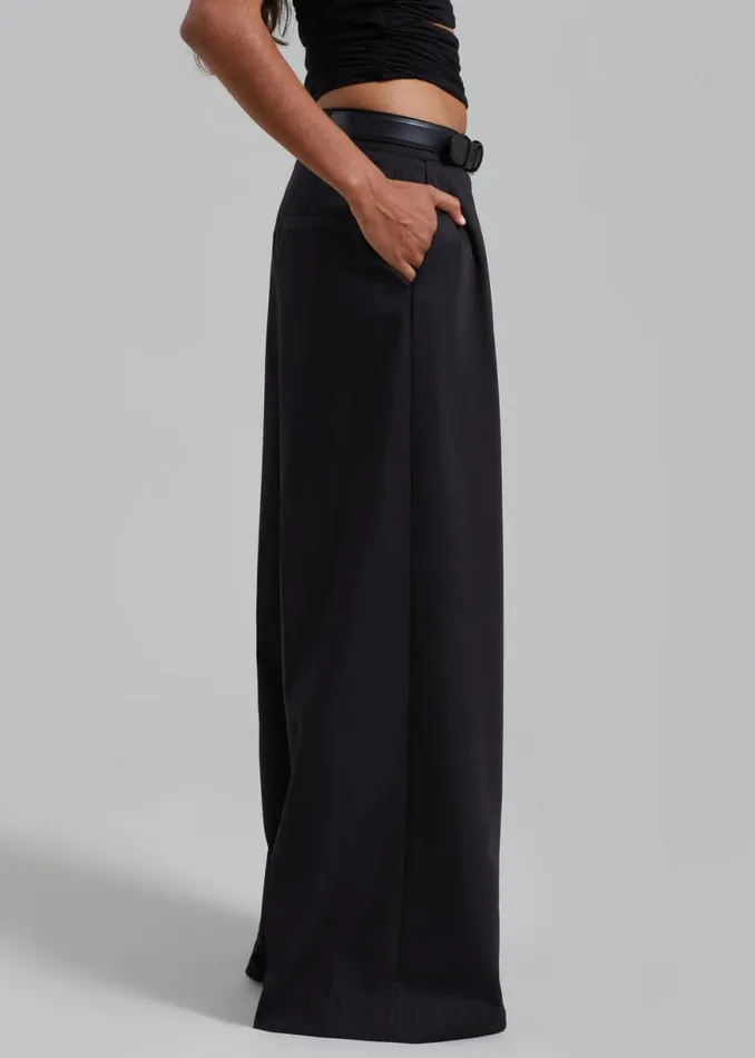 The Frankie Shop Catalina Pleated Trousers 8211 Black Shop Bottoms