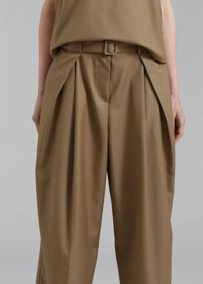 The Frankie Shop Clay Belted Pants 8211 Desert Taupe Shop Bottoms