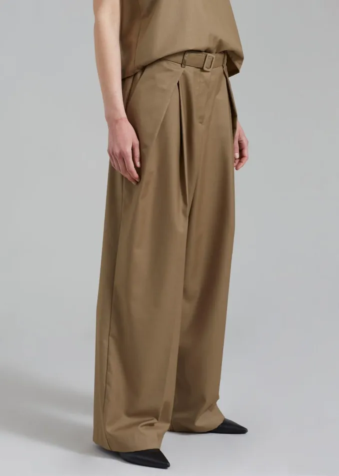 The Frankie Shop Clay Belted Pants 8211 Desert Taupe Shop Bottoms
