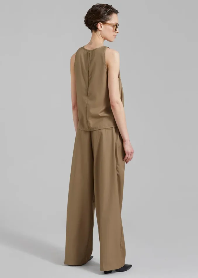 The Frankie Shop Clay Belted Pants 8211 Desert Taupe Shop Bottoms