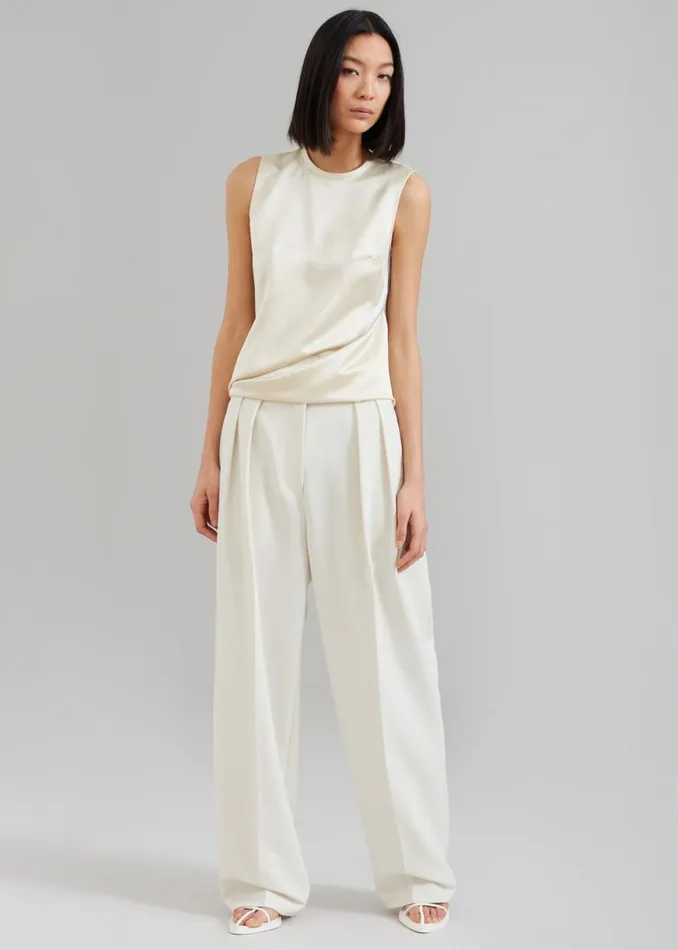 The Frankie Shop Corrin Pleated Trousers 8211 Ivory Shop Clothing