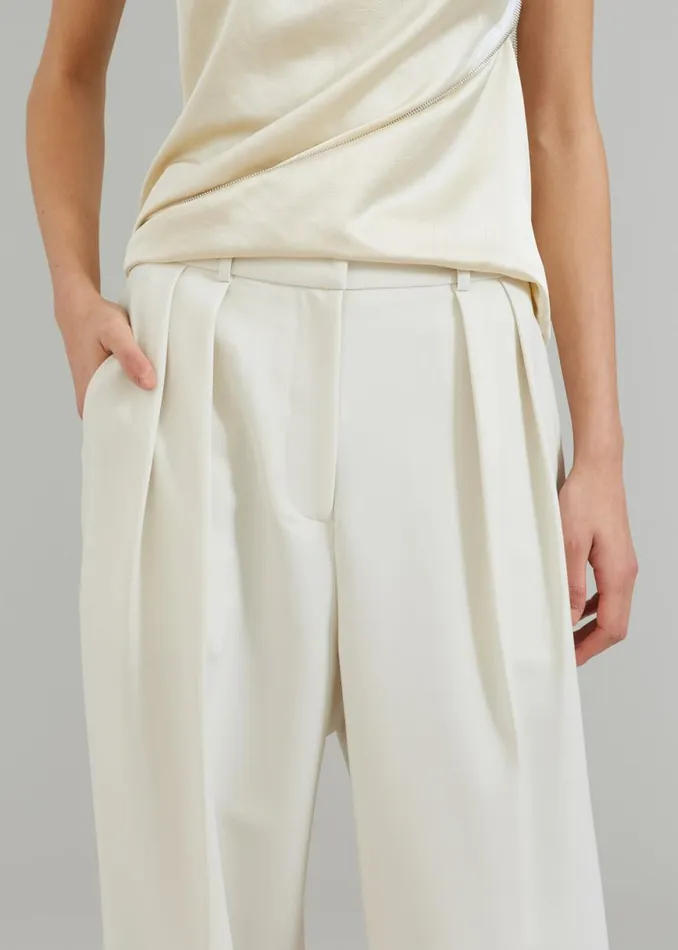The Frankie Shop Corrin Pleated Trousers 8211 Ivory Shop Clothing