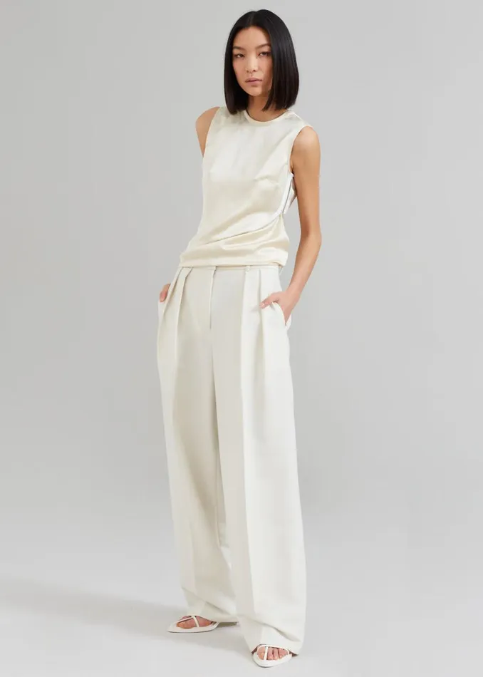 The Frankie Shop Corrin Pleated Trousers 8211 Ivory Shop Clothing