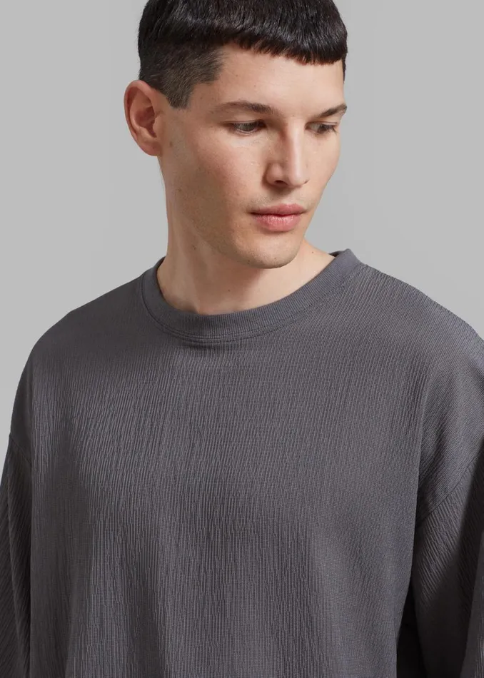 The Frankie Shop Eliott Crinkle Tee 8211 Charcoal Shop Clothing