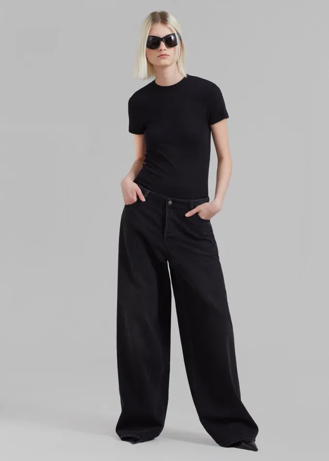 The Frankie Shop Palmira Tee 8211 Black Shop Clothing