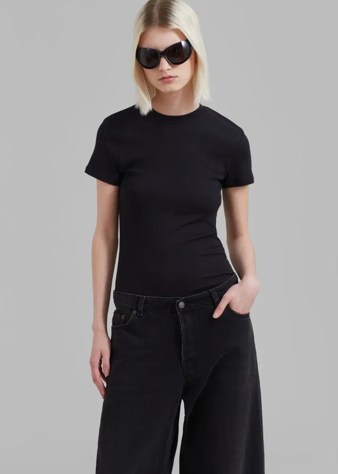 The Frankie Shop Palmira Tee 8211 Black Shop Clothing
