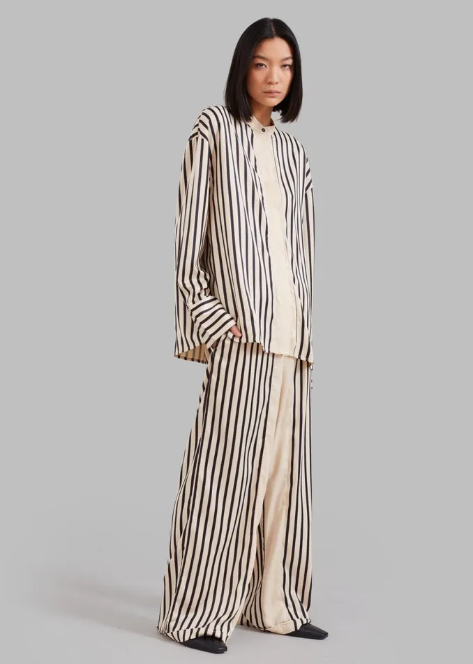 The Frankie Shop Solaqua The Resort Pants 8211 BlackOff White Shop Bottoms