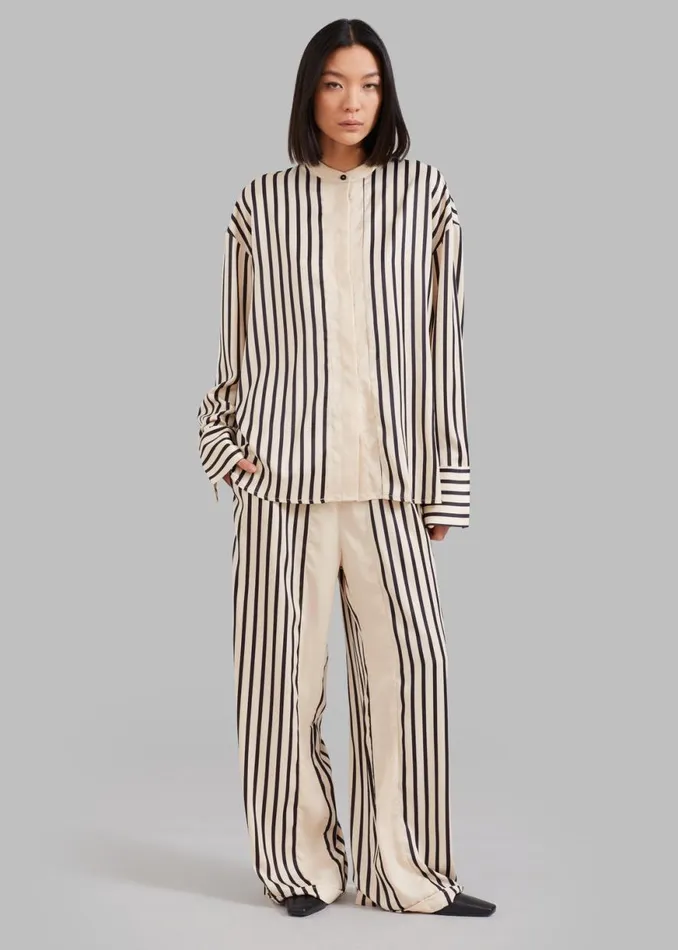 The Frankie Shop Solaqua The Resort Pants 8211 BlackOff White Shop Bottoms