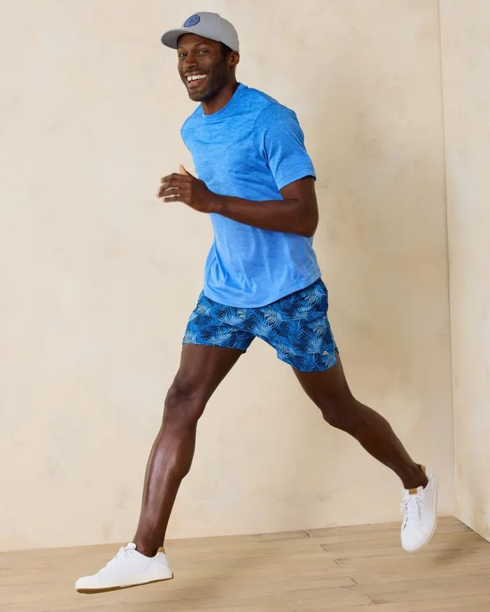 Tommy Bahama Shorts Maui Breaker Palm Route 5Inch Hybrid Shorts Cobalt Sea 8211 Men Tommy Bahama Shorts Maui Breaker Palm Route 5Inch Hybrid Shorts Cobalt Sea 8211 Men