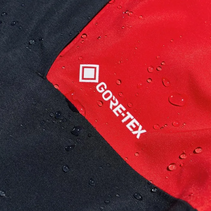 Waterproof Men Berghaus MTN Seeker GTX Jacket 8211 BlackRed