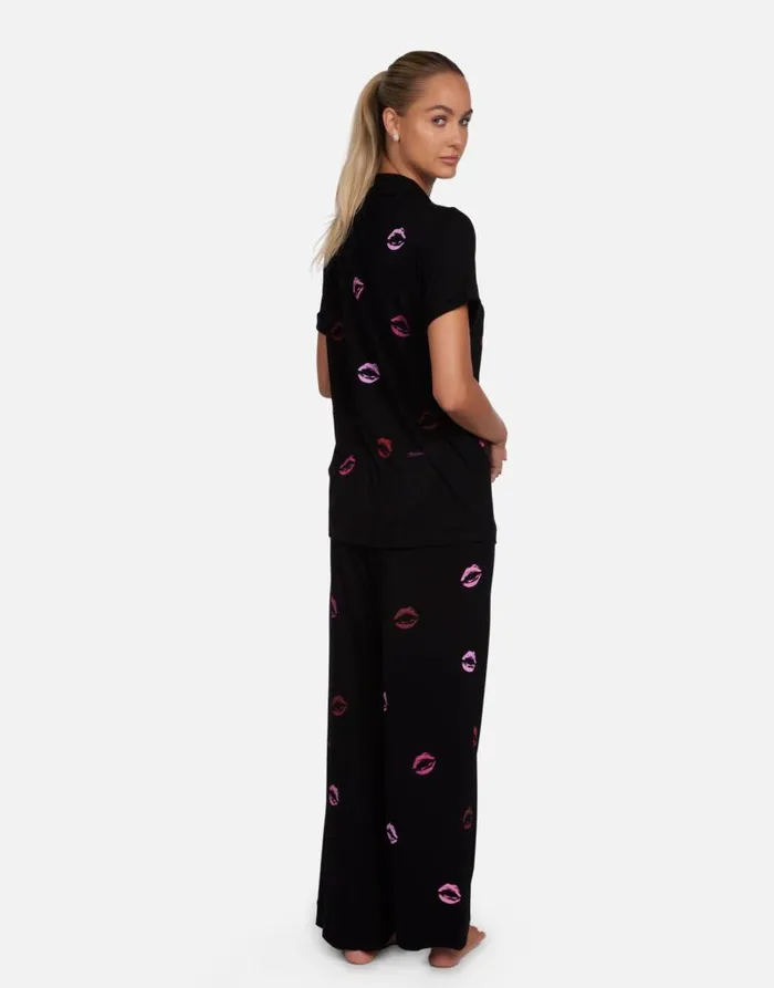 Waverly Mini Watercolor Lips Black Women Lauren Moshi Short Sleeve