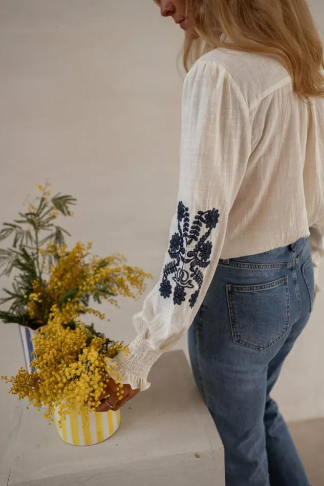Women039s Clothing Blouses Easy Clothes Ecru And Blue Embroidered Salome Blouse Women039s Clothing Blouses Easy Clothes Ecru And Blue Embroidered Salome Blouse