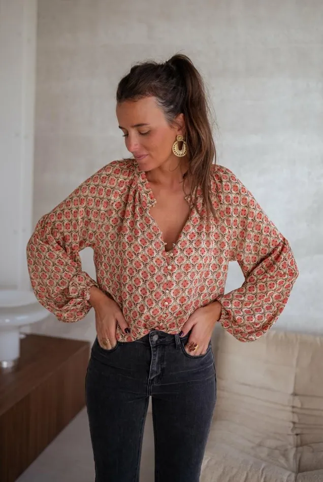 Women039s Clothing Blouses Easy Clothes Patterned Tiffany Blouse