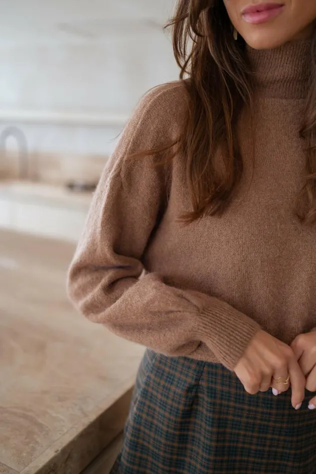 Women039s Clothing Sweaters Easy Clothes Camel Jeff Sweater Camel Women039s Clothing Sweaters Easy Clothes Camel Jeff Sweater Camel