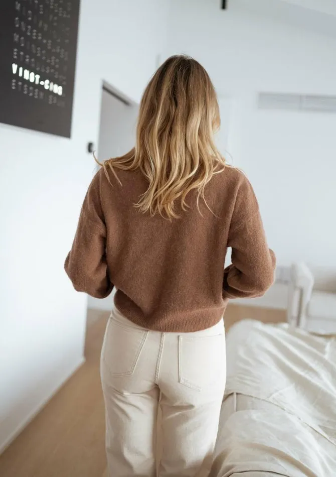 Women039s Clothing Sweaters Easy Clothes Camel Jeff Sweater Camel Women039s Clothing Sweaters Easy Clothes Camel Jeff Sweater Camel