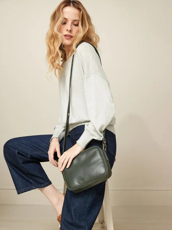 Women Accessories Cyrillus Camera Bag 8211 The Small Leather Goods Collection Vert
