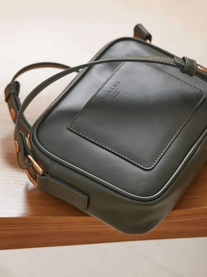 Women Accessories Cyrillus Camera Bag 8211 The Small Leather Goods Collection Vert