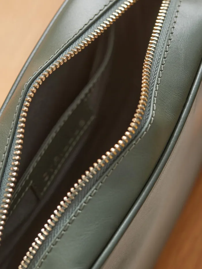 Women Accessories Cyrillus Camera Bag 8211 The Small Leather Goods Collection Vert